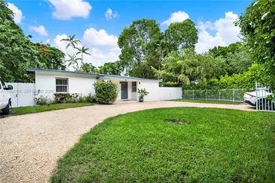 6400 SW 62nd Ct #0, South Miami, FL 33143 - Photo 2