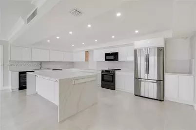 1 Grove Isle Dr #A904, Miami, FL 33133 - Photo 6