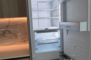 99 SE 5th St, Miami, FL 33131 - Photo 20