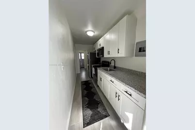 1317 NW 2nd Ave #10, Miami, FL 33136 - Photo 6