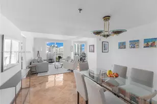 1621 Bay Rd, Miami Beach, FL 33139 - Photo 2