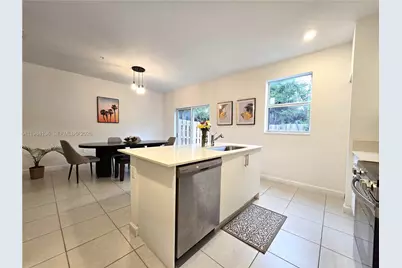 2761 NW 55th Way, Lauderhill, FL 33313 - Photo 8