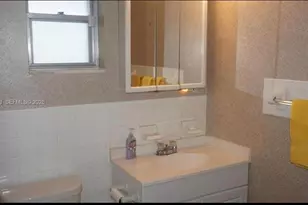 328 Riverdale Rd, Palm Springs, FL 33461 - Photo 22