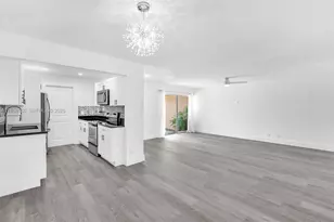 7344 SW 8th Ct, North Lauderdale, FL 33068 - Photo 10