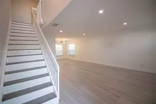 4844 Grapevine Wy, Davie, FL 33331 - Photo 2