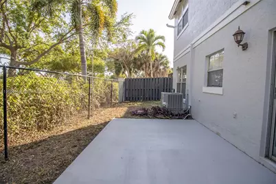 4844 Grapevine Way, Davie, FL 33331 - Photo 20