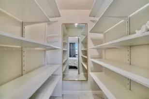 605 Ives Dairy Rd, Miami, FL 33179 - Photo 20