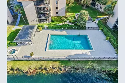 605 Ives Dairy Rd #305-7, Miami, FL 33179 - Photo 28