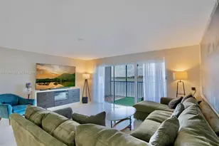 605 Ives Dairy Rd, Miami, FL 33179 - Photo 8