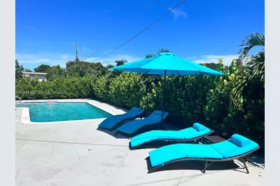 6900 SW 3rd St, Pembroke Pines, FL 33023 - Photo 16