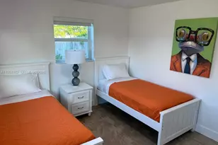 6900 SW 3rd St, Pembroke Pines, FL 33023 - Photo 10