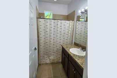 1322 SW 147th Ter #1322, Pembroke Pines, FL 33027 - Photo 16