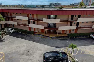 19001 NE 14th Ave, Miami, FL 33179 - Photo 12