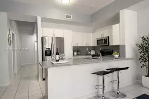 10909 NW 43rd Ln, Doral, FL 33178 - Photo 4