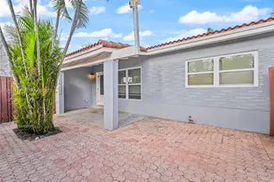 1432 NE 5th Ave, Fort Lauderdale, FL 33304 - Photo 2