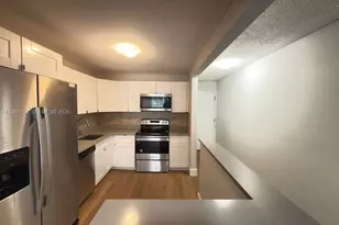 4304 NW 9th Ave, Deerfield Beach, FL 33064 - Photo 6