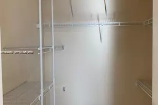 3330 NE 190th St, Aventura, FL 33180 - Photo 16