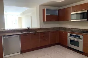 3330 NE 190th St, Aventura, FL 33180 - Photo 6