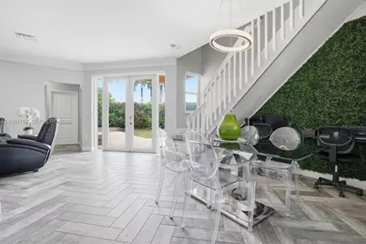 11201 Sunview Way, Cooper City, FL 33026 - Photo 2