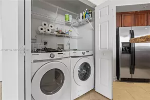 3001 NE 185th St, Aventura, FL 33180 - Photo 32