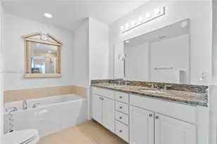 3001 NE 185th St, Aventura, FL 33180 - Photo 10