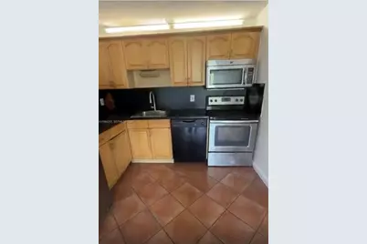 1801 S Treasure Dr #414, North Bay Village, FL 33141 - Photo 4