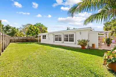 1431 NE 32nd Pl, Pompano Beach, FL 33064 - Photo 24