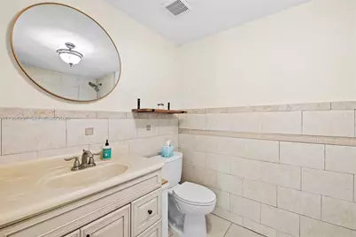 1431 NE 32nd Pl, Pompano Beach, FL 33064 - Photo 20