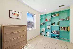 1431 NE 32nd Pl, Pompano Beach, FL 33064 - Photo 18