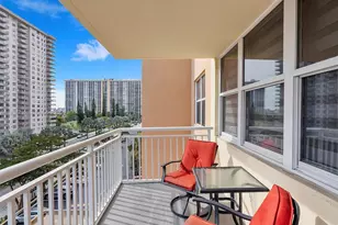 251 174th St, Sunny Isles Beach, FL 33160 - Photo 40
