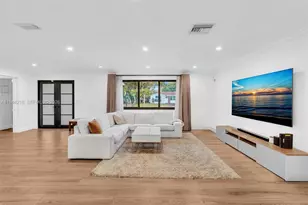 3909 Adams St, Hollywood, FL 33021 - Photo 2