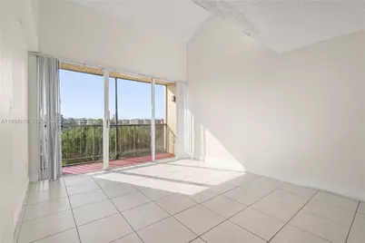 8870 Fontainebleau Blvd #503, Miami, FL 33172 - Photo 8