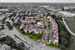 8870 Fontainebleau Blvd, Miami, FL 33172 - Photo 32