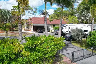 5026 Coconut Blvd, Palm Beach, FL 33411 - Photo 38