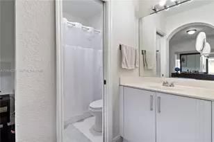 13758 SW 170th Ln, Miami, FL 33177 - Photo 14