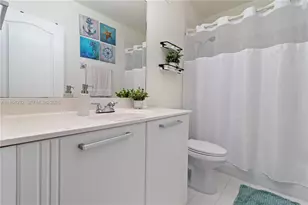 13758 SW 170th Ln, Miami, FL 33177 - Photo 16