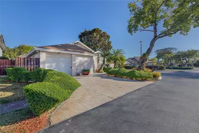 5321 SW 153rd Pl S, Miami, FL 33185 - Photo 8