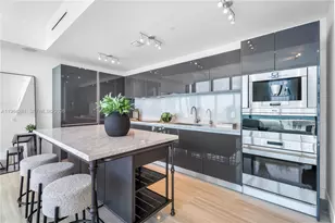 1451 Brickell Ave, Miami, FL 33131 - Photo 8