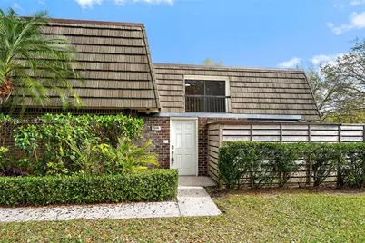 506 5th Ter, Palm Beach Gardens, FL 33418 - Photo 2