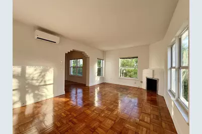 4035 N Meridian Ave #101, Miami Beach, FL 33140 - Photo 6