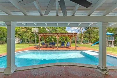 12945 SW 82nd Ave, Pinecrest, FL 33156 - Photo 22