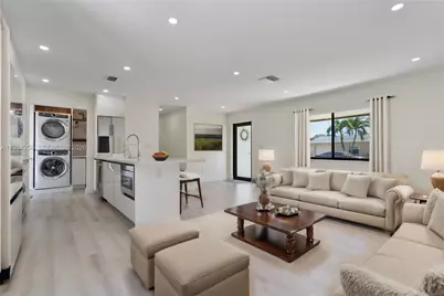 255 Grant Dr, Coral Gables, FL 33133 - Photo 16