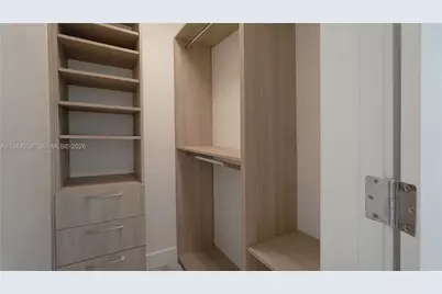 255 Grant Dr, Coral Gables, FL 33133 - Photo 30