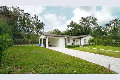 255 Grant Dr, Coral Gables, FL 33133 - Photo 2