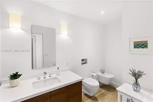 5555 Collins Ave, Miami Beach, FL 33140 - Photo 20