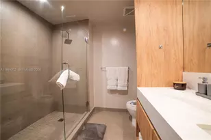 11 NE 6th, Miami, FL 33132 - Photo 16