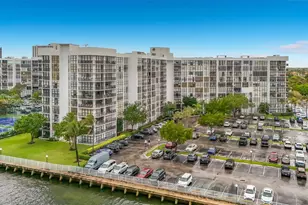 1000 Parkview Dr, Hallandale Beach, FL 33009 - Photo 56