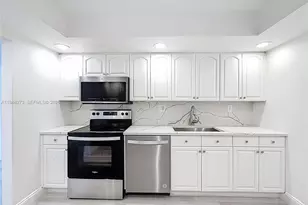 1000 Parkview Dr, Hallandale Beach, FL 33009 - Photo 4