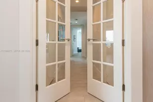 1300 Brickell Bay Dr, Miami, FL 33131 - Photo 28