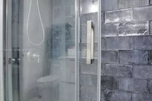 850 Sorrento Dr, Weston, FL 33326 - Photo 12